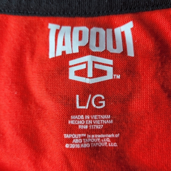 Tapout Men's Short Sleeve Graphic T-Shirt - Size: Large - Red - Picture 8 of 9